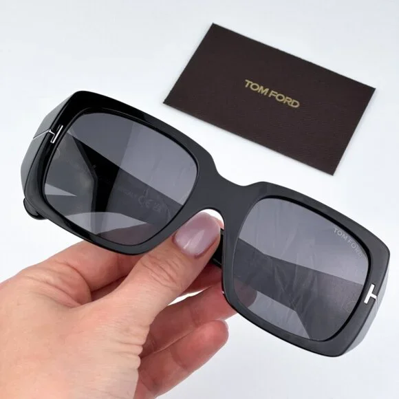 NEW Tom Ford FT1035-N RYDER 01A Shiny Black Smoke Gray Square Women Sunglasses TOM FORD NEW TOM FORD TF1035N 01A WOMEN SUNGLASSES RYDER-02  main image 4
